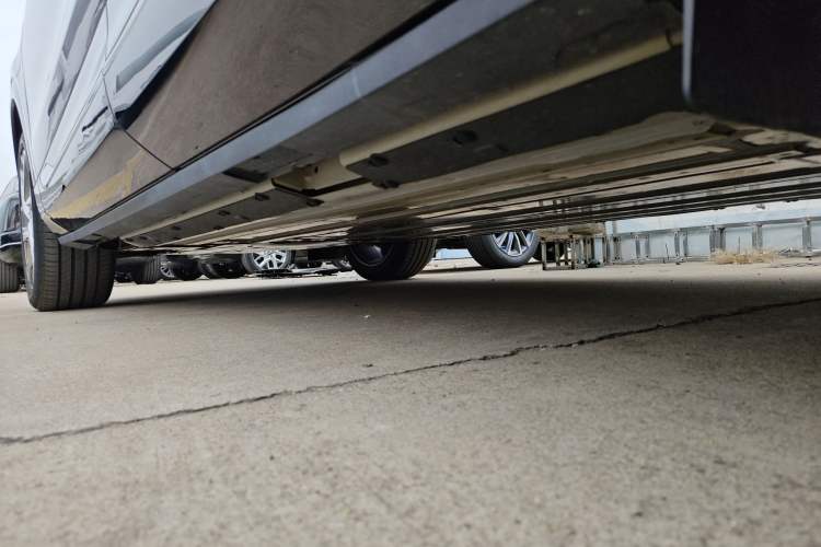Used Cadillac OPTIQ 2024 Four-Wheel Drive Long-Range Version Left Side Sill