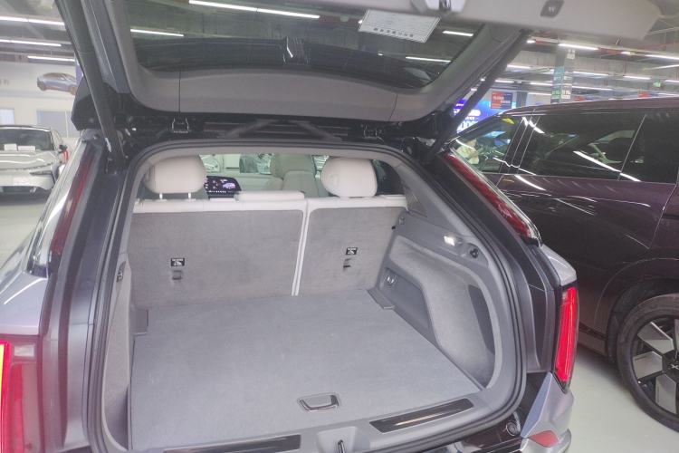 Used Cadillac OPTIQ 2024 Four-Wheel Drive Long-Range Version Trunk