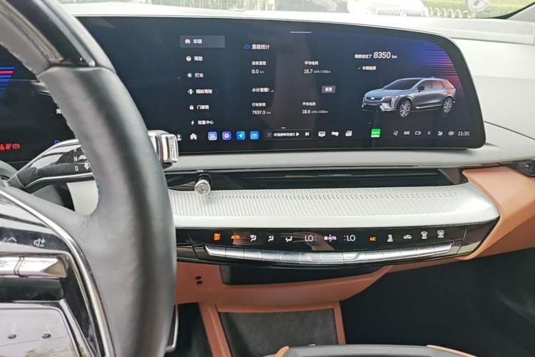 Used Cadillac OPTIQ 2024 Four-Wheel Drive Long-Range Version Audio And AC Panel