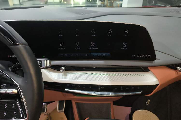 Used Cadillac OPTIQ 2024 Four-Wheel Drive Long-Range Version Audio And AC Panel