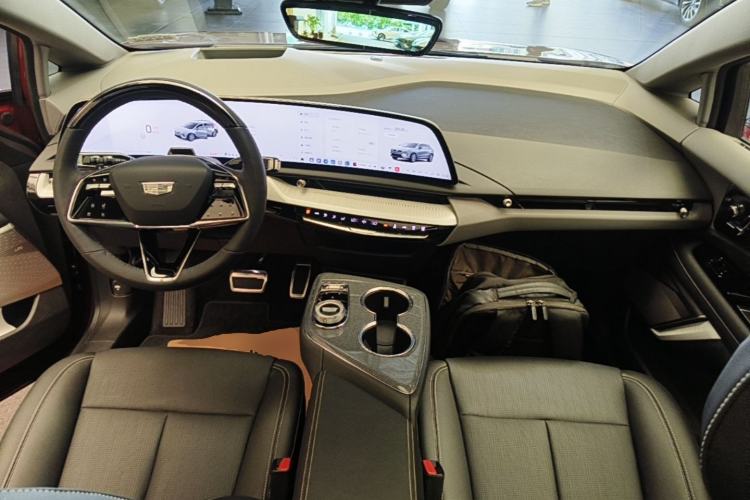 Used Cadillac OPTIQ 2024 Four-Wheel Drive Long-Range Version Center Console