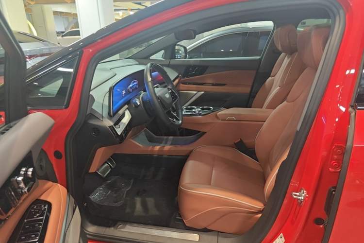 Used Cadillac OPTIQ 2024 Four-Wheel Drive Long-Range Version Driver Seat