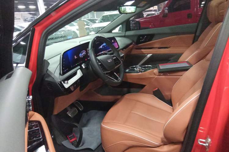 Used Cadillac OPTIQ 2024 Four-Wheel Drive Long-Range Version Driver Seat