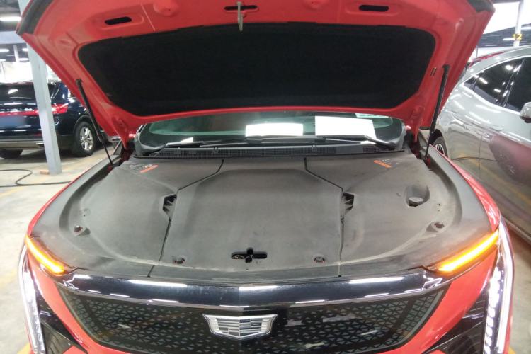 Used Cadillac OPTIQ 2024 Four-Wheel Drive Long-Range Version Engine Bay