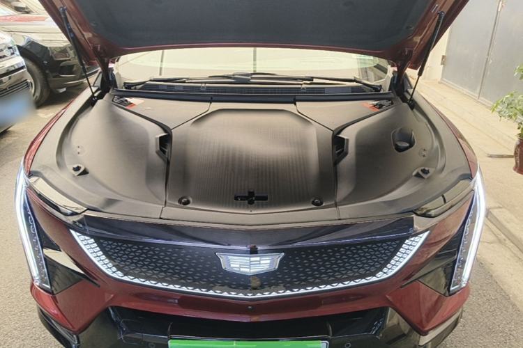 Used Cadillac OPTIQ 2024 Four-Wheel Drive Long-Range Version Engine Bay
