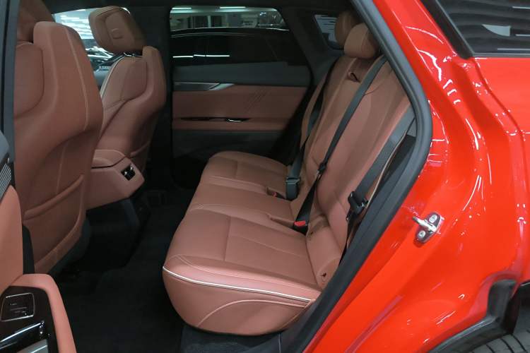 Used Cadillac OPTIQ 2024 Four-Wheel Drive Long-Range Version Interior 4