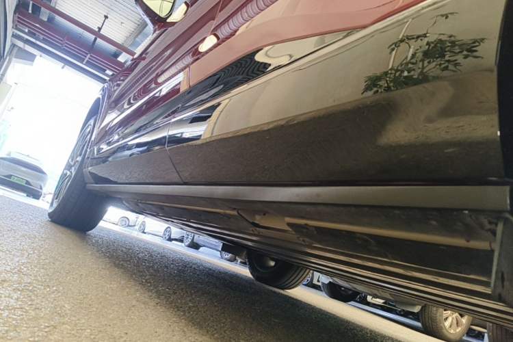 Used Cadillac OPTIQ 2024 Four-Wheel Drive Long-Range Version Left Side Sill