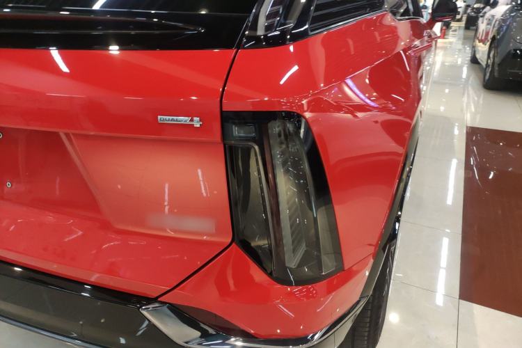 Used Cadillac OPTIQ 2024 Four-Wheel Drive Long-Range Version Right Rear Taillight