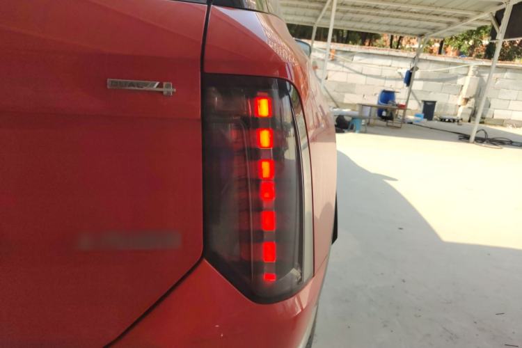 Used Cadillac OPTIQ 2024 Four-Wheel Drive Long-Range Version Right Rear Taillight