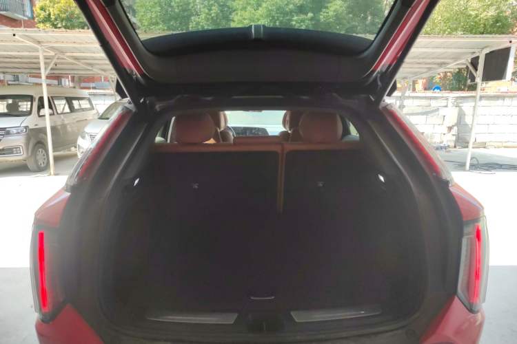 Used Cadillac OPTIQ 2024 Four-Wheel Drive Long-Range Version Trunk
