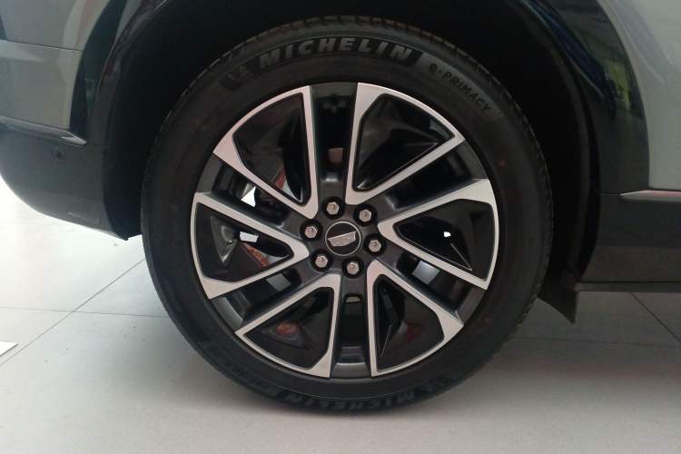 Used Cadillac OPTIQ 2024 Four-Wheel Drive Long-Range Version Exterior 8