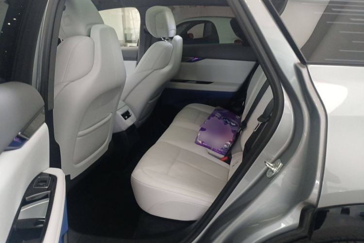 Used Cadillac OPTIQ 2024 Four-Wheel Drive Long-Range Version Interior 4