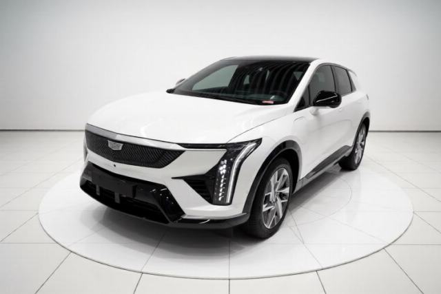 Used Cadillac OPTIQ 2024 Standard Range Version