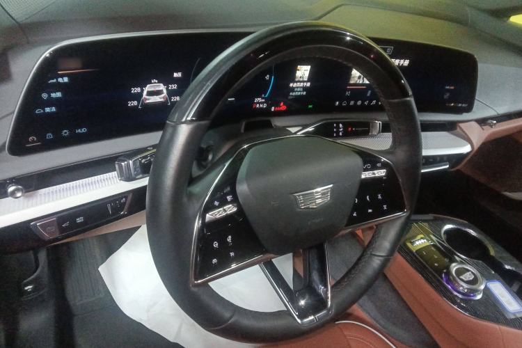 Used Cadillac OPTIQ 2024 Four-Wheel Drive Long-Range Version Center Console