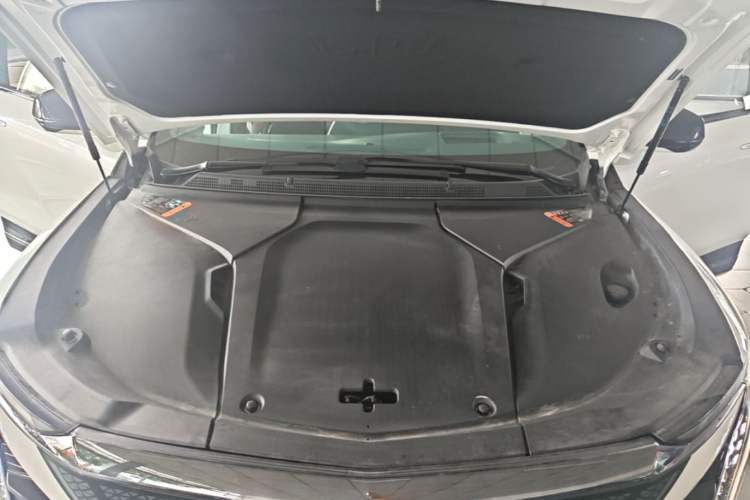 Used Cadillac OPTIQ 2024 Four-Wheel Drive Long-Range Version Engine Bay