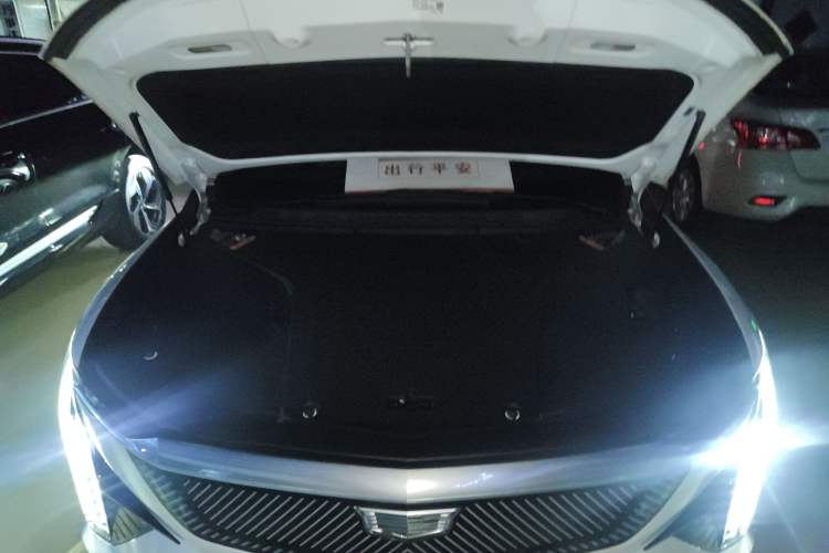 Used Cadillac OPTIQ 2024 Standard Range Version Engine Bay