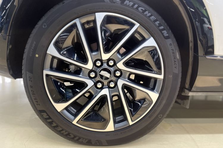 Used Cadillac OPTIQ 2024 Four-Wheel Drive Long-Range Version Exterior 1
