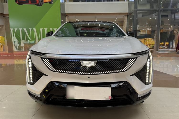 Used Cadillac OPTIQ 2024 Standard Range Version Exterior 1