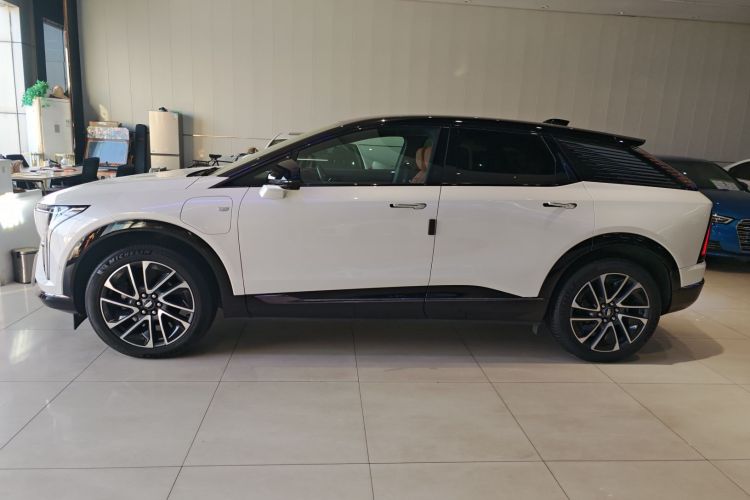Used Cadillac OPTIQ 2024 Four-Wheel Drive Long-Range Version Exterior 3