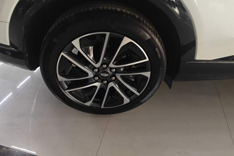 Used Cadillac OPTIQ 2024 Four-Wheel Drive Long-Range Version Exterior 5