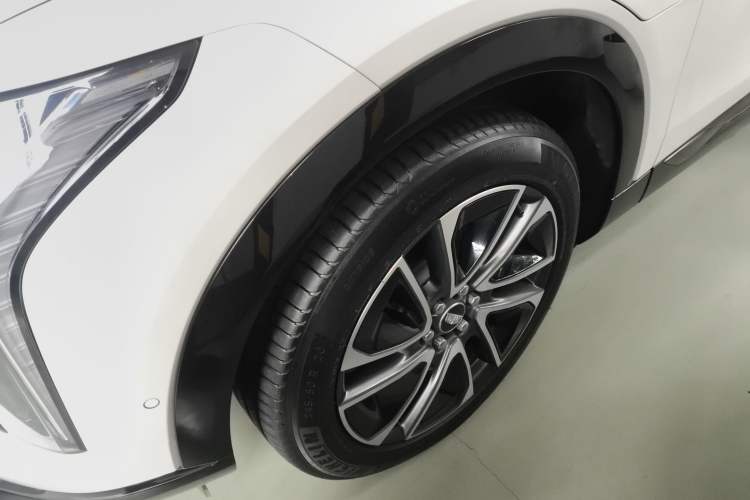 Used Cadillac OPTIQ 2024 Four-Wheel Drive Long-Range Version Exterior 7