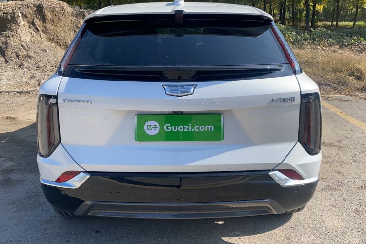 Used Cadillac OPTIQ 2024 Standard Range Version Exterior 7