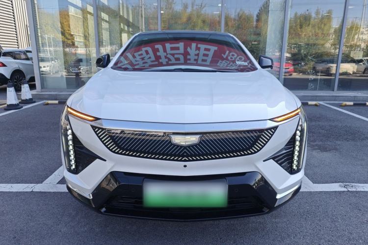 Used Cadillac OPTIQ 2024 Standard Range Version Front