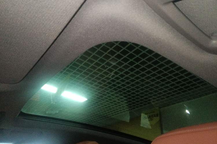 Used Cadillac OPTIQ 2024 Four-Wheel Drive Long-Range Version Headliner