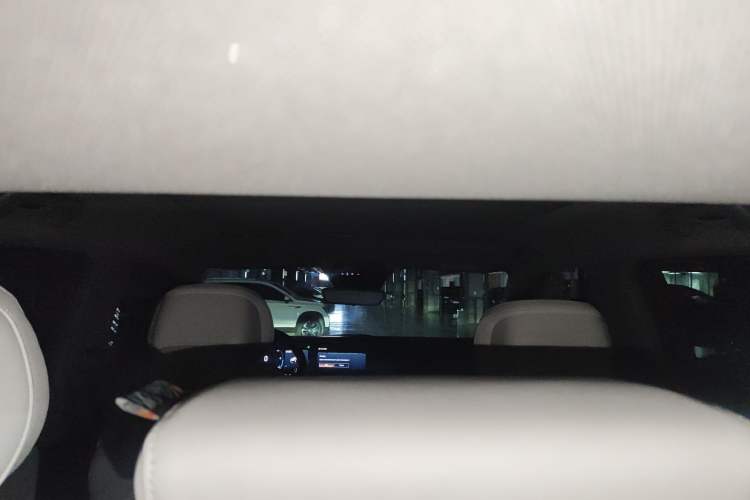 Used Cadillac OPTIQ 2024 Standard Range Version Headliner