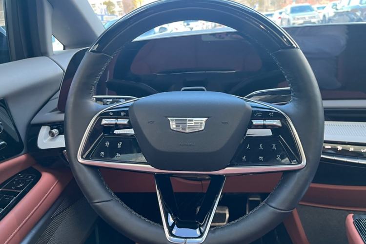Used Cadillac OPTIQ 2024 Four-Wheel Drive Long-Range Version Interior 2