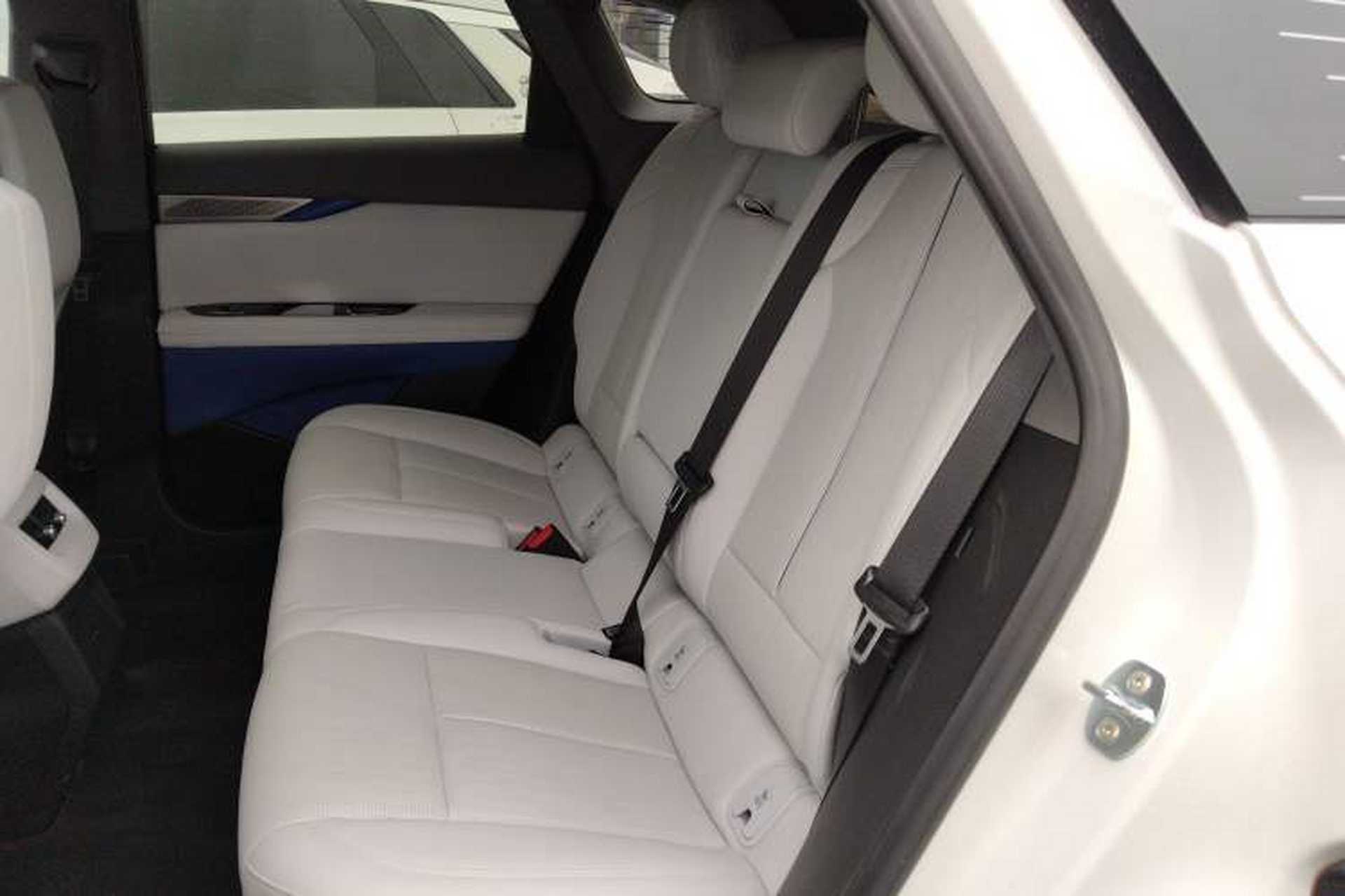 Used Cadillac OPTIQ 2024 Standard Range Version Interior 4