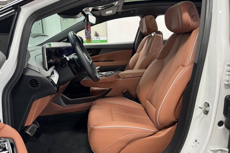 Used Cadillac OPTIQ 2024 Four-Wheel Drive Long-Range Version Interior 8