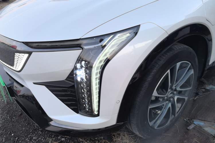 Used Cadillac OPTIQ 2024 Four-Wheel Drive Long-Range Version Left Front Headlight