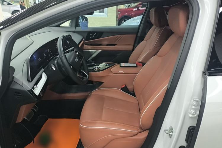 Used Cadillac OPTIQ 2024 Four-Wheel Drive Long-Range Version Left Front Seat
