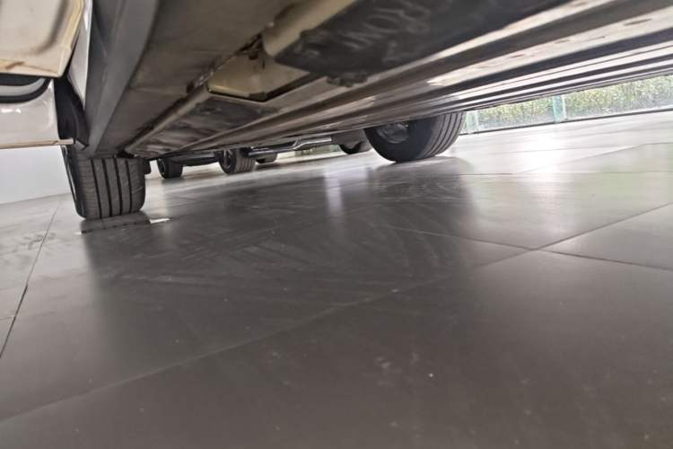 Used Cadillac OPTIQ 2024 Four-Wheel Drive Long-Range Version Left Side Sill