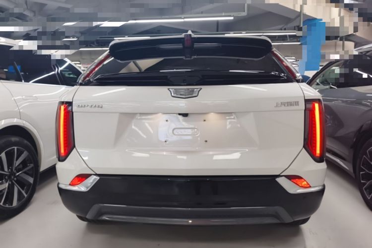 Used Cadillac OPTIQ 2024 Standard Range Version Rear