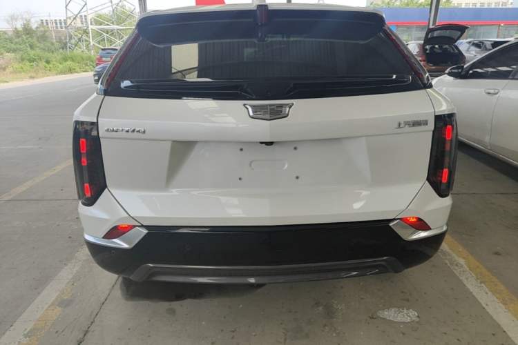 Used Cadillac OPTIQ 2024 Standard Range Version Rear