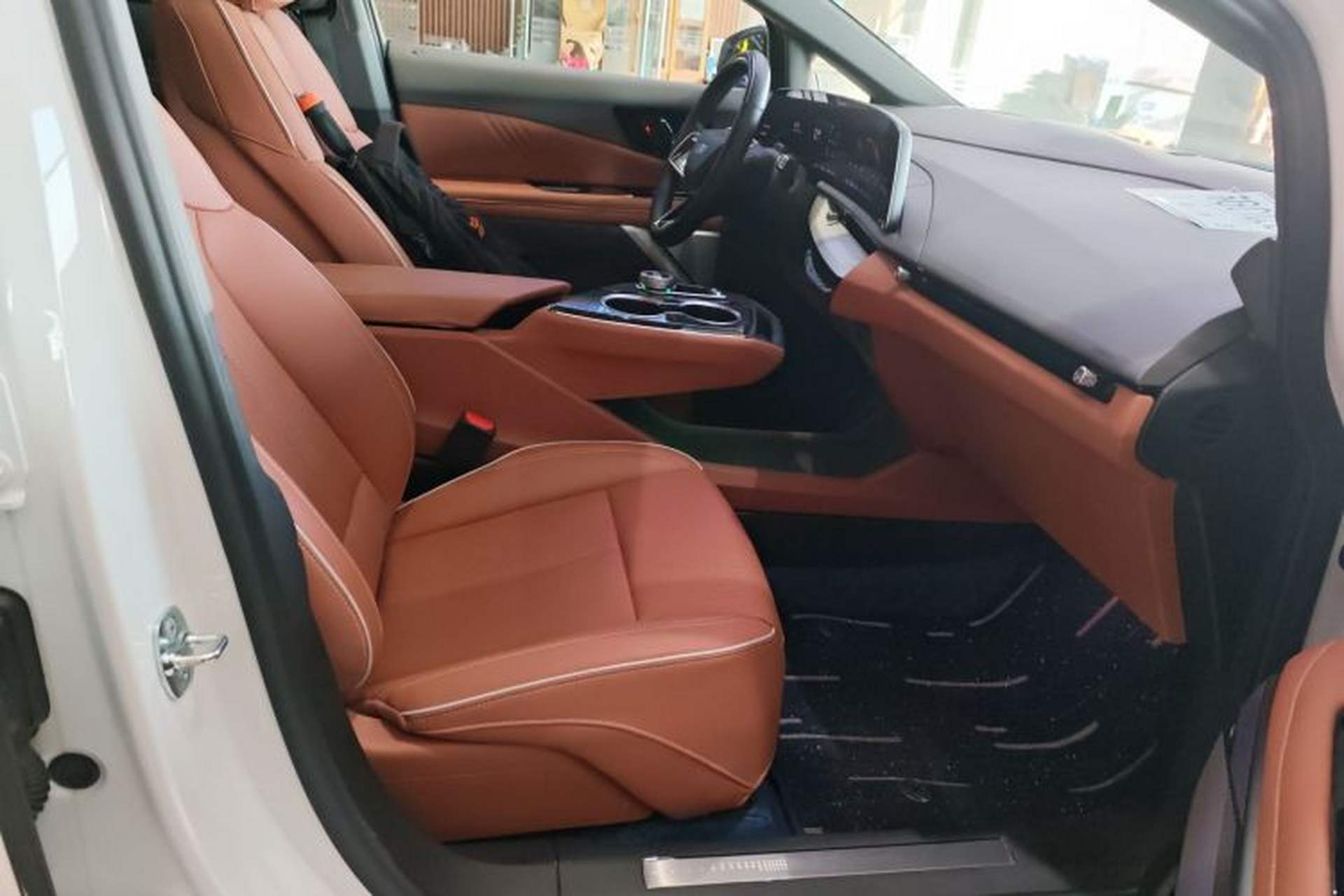 Used Cadillac OPTIQ 2024 Four-Wheel Drive Long-Range Version Right Front Seat