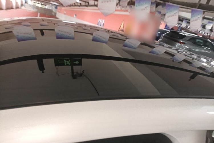 Used Cadillac OPTIQ 2024 Standard Range Version Roof