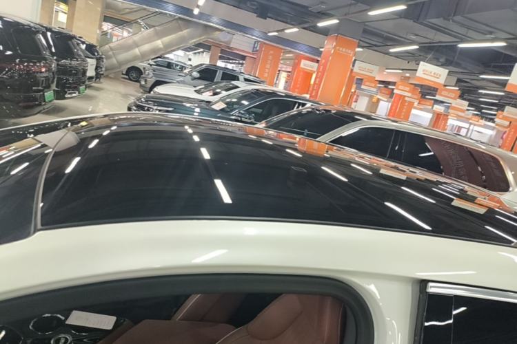 Used Cadillac OPTIQ 2024 Standard Range Version Roof