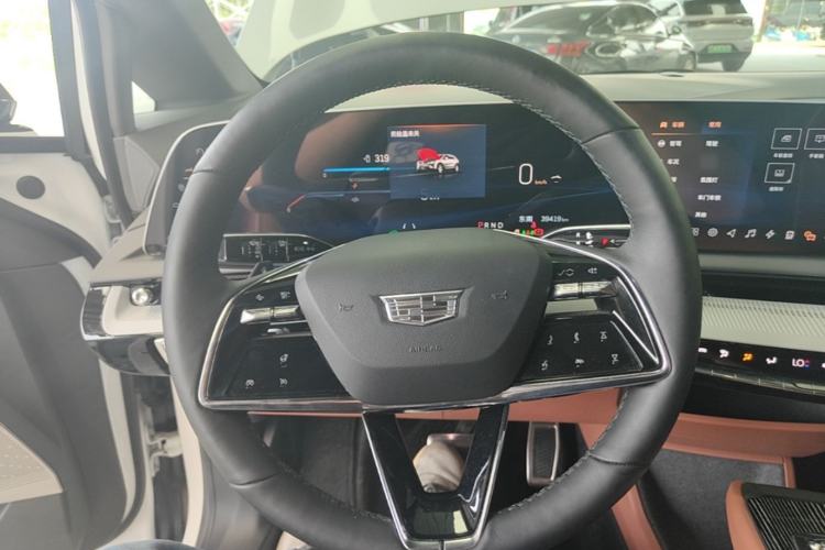 Used Cadillac OPTIQ 2024 Standard Range Version Steering Wheel