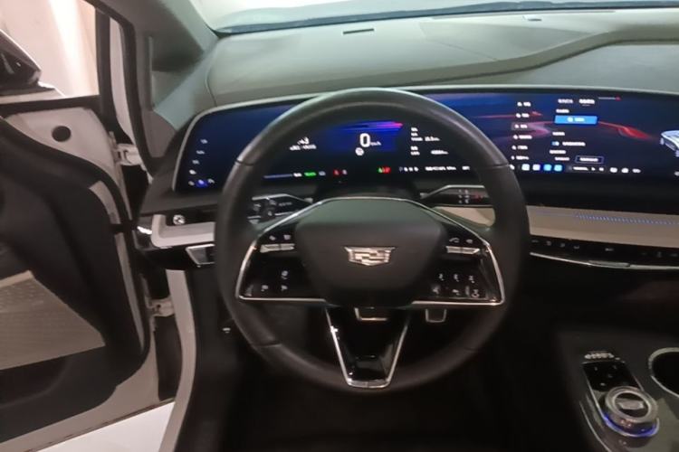 Used Cadillac OPTIQ 2024 Standard Range Version Steering Wheel