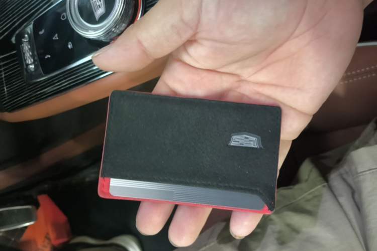 Used Cadillac OPTIQ 2024 Standard Range Version Vehicle Key