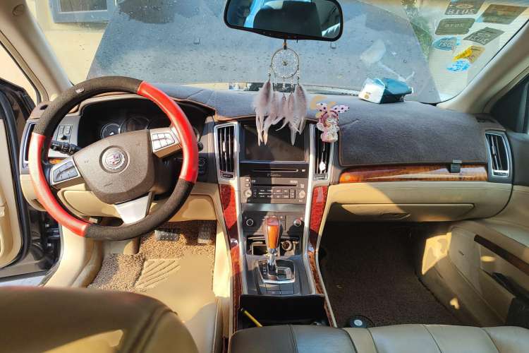 Used Cadillac SLS Seville 2007 2.8 Elite Edition Center Console
