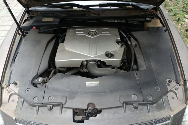 Used Cadillac SLS Seville 2007 2.8 Elite Edition Engine Bay