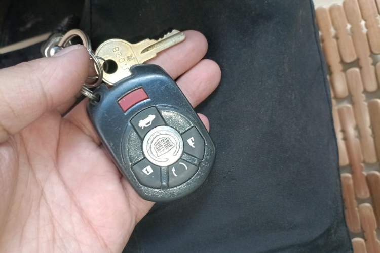 Used Cadillac SLS Seville 2007 2.8 Elite Edition Vehicle Key
