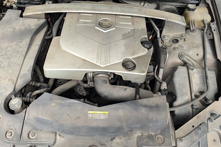 Used Cadillac SLS Seville 2007 2.8 Luxury Model Engine Bay