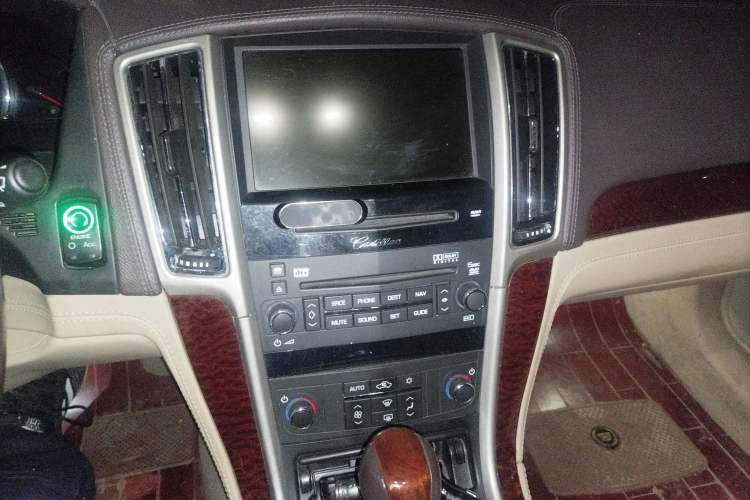 Used Cadillac SLS Seville 2010 3.0L Elite Edition Audio And AC Panel