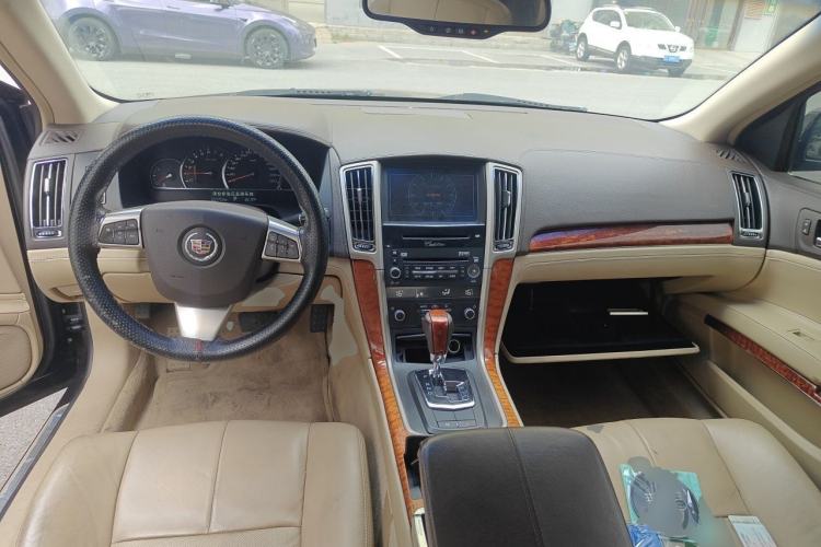 Used Cadillac SLS Seville 2010 3.0L Elite Edition Center Console