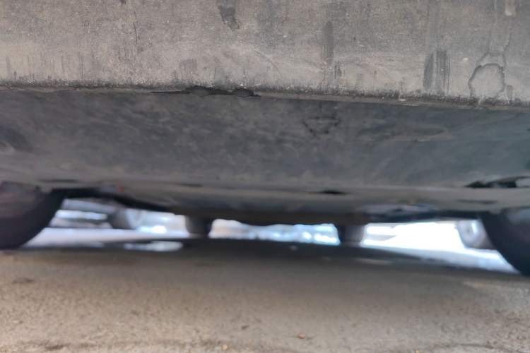 Used Cadillac SLS Seville 2010 3.0L Elite Edition Chassis Front